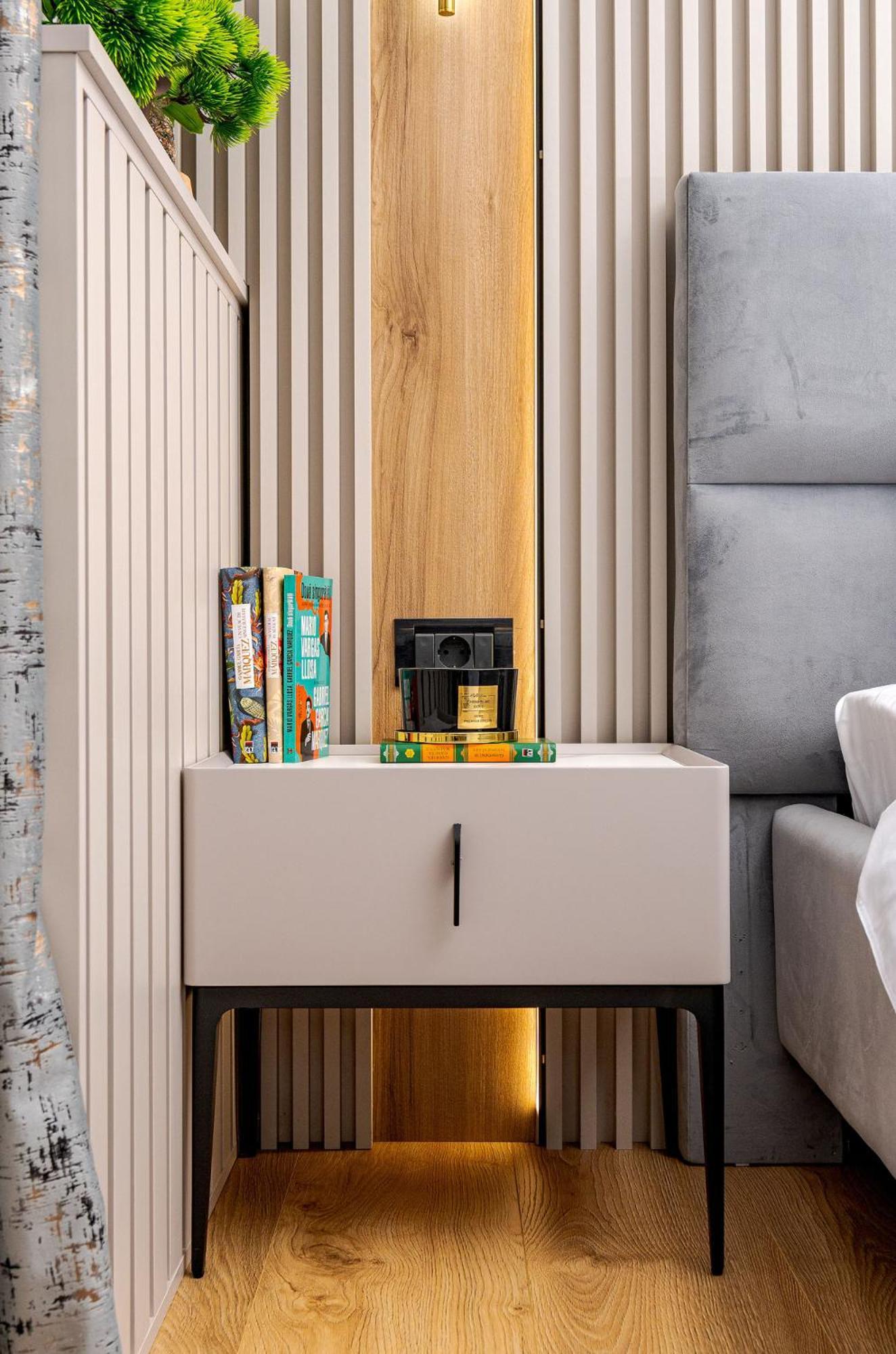 Romana Vibe Elegance In The Heart Of The City Bukares Bagian luar foto